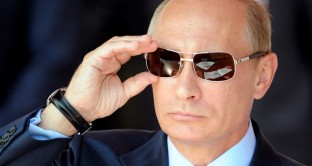 La Grecia avrebbe chiesto aiuto alla Russia di Vladimir Putin per tornare alla dracma, ma il Cremlino si rifiutò di aiutarla. 