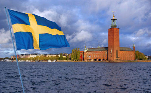 La Svezia si tiene pronta a svalutare direttamente la corona. Gli stimoli monetari non danno frutti. 