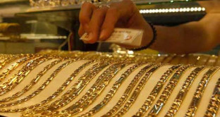 E' boom per la domanda e le importazioni di oro in India, dopo un 2016 da dimenticare. Ma l'imminente arrivo dell'IVA minaccia il metallo nel suo secondo mercato al mondo più importante.