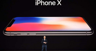 iPhone X si presenta come un eccellente smartphone, ma non è una rivoluzione: e se il vero affare fosse iPhone 7 (ora come ora)? Ecco perché. 
