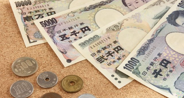 Yen sempre più super, nonostante la minaccia della Corea del Nord proprio contro il Giappone. Come mai resta una moneta-rifugio?