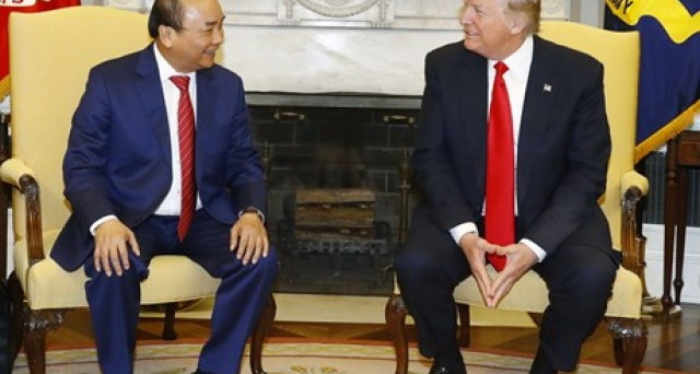 Il Vietnam non è più il nemico di un tempo per gli americani e viceversa. Ottime le relazioni commerciali tra le due economie e Hanoi è in boom anche grazie agli USA. 