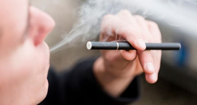 Il costo delle sigarette elettroniche salirà di 4,50 euro per 10 ml di liquido, sarà la fine delle e-cig? 