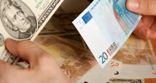 Cambio euro-dollaro ai minimi da gennaio e lo spread tra Treasury e Bund autorizza a ipotizzare un ulteriore indebolimento della moneta unica. Ma cosa 