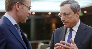 La BCE di Draghi ha sottovalutato le critiche tedesche ai suoi stimoli monetari, relegandole a discussioni ideologiche. Eppure, alla fine la Bundesbank ha avuto ragione almeno su un punto. 