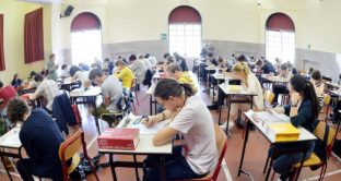 Abolire il valore legale del titolo di studio sarebbe la più grande e vera riforma della scuola italiana. Si avrà il coraggio di arrivare fino in fondo?