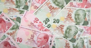Perché la lira turca s'indebolisce con le mani lunghe del presidente Erdogan sui tassi d'interesse e per l'economia non è una buona notizia? Risposta agli interrogativi posti da un lettore. 