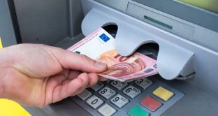 Prelievi e pagamenti con bancomat bloccati