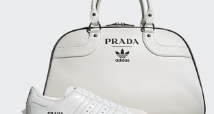 Le due note aziende di moda si sono unite per una collezione che prevede anche le nuove scarpe da ginnastica total white. 