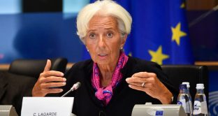 La prima conferenza stampa alla BCE di Christine Lagarde ha mostrato uno stile assai diverso dai predecessori e, per certi versi, pericoloso per i mercati e l'economia nell'Eurozona. 