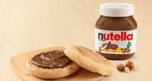 Sarà in vendita a breve il McCrunchy Bread, il pane e Nutella che sancisce la partnership tra Ferrero-McDonald’s. 