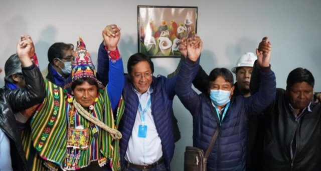 Bolivia torna al socialismo di Morales