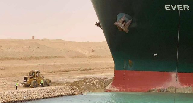 Canale di Suez bloccato