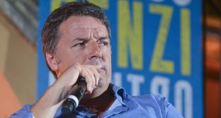 Reddito di cittadinanza, le parole di Renzi infiammano il web