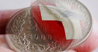 Franco svizzero contro l'euro ai massimi da metà 2015