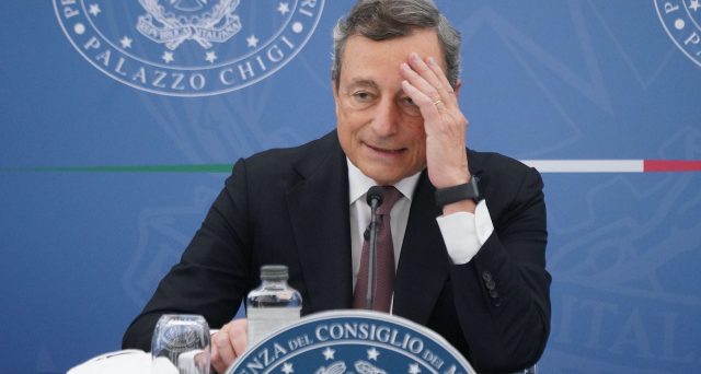 Reddito di cittadinanza, Draghi lo modifica