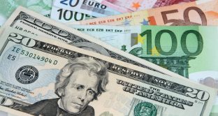 Cambio euro-dollaro sotto 1,12