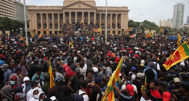 Cosa succede nello Sri Lanka in bancarotta