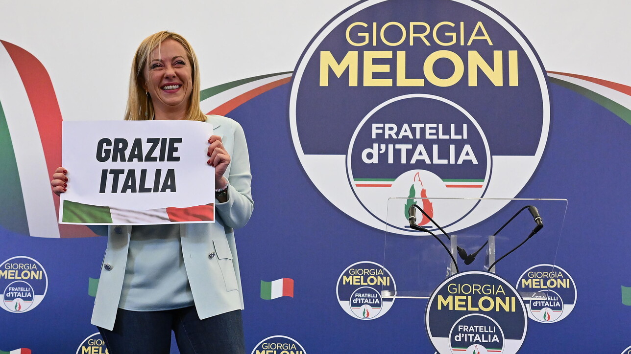 Giorgia Meloni vince le elezioni, spread apre in calo