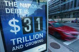 Debito Stati Uniti sempre meno sostenibile