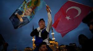 Turchia, Erdogan vince e assesta un colpo a cambio lira e Occidente