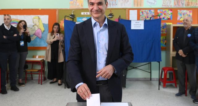 Le elezioni in Grecia seppelliscono l'era Tsipras