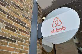 Affitti brevi, cosa cambia per i proprietari degli immobili dopo il patteggiamento tra Airbnb e fisco