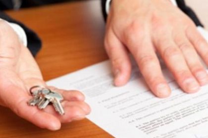 Cosa può fare l’inquilino che ha bisogno di una copia del contratto di locazione? E’ possibile richiederne una all’Agenzia delle Entrate?