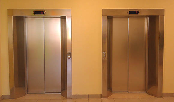 Si possono non pagare le spese relative all'ascensore condominiale? Ecco come bisogna procedere.