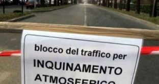 Nuova domenica ecologica nella capitale: blocco traffico Roma il 26 febbraio 2017, vediamo in quali orari e per quali veicoli.