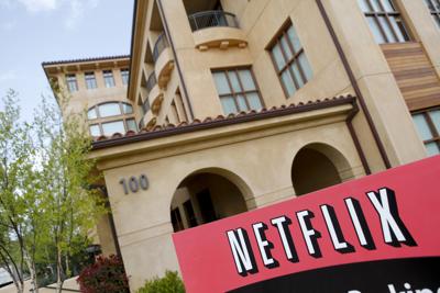 Lavoro all'estero per Netflix: ecco le posizioni aperte nel 2017 e come candidarsi