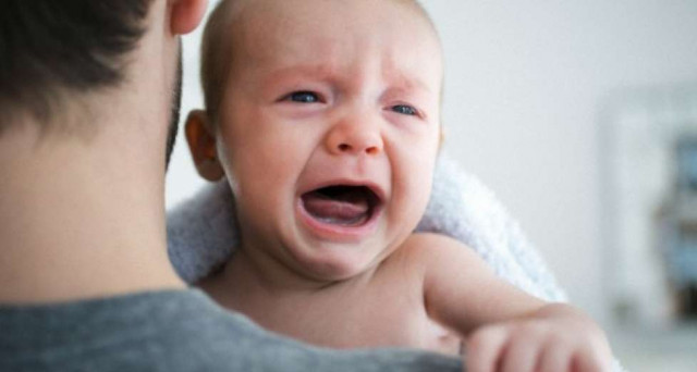 Se il neonato piange troppo, soprattutto di notte, hanno ragione i condomini a lamentarsi? Qual è il limite di sopportabilità? Lo avete chiesto alla nostra redazione