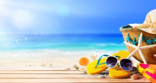 Col decreto di aprile ci sarà anche un bonus vacanza da spendere per andare al mare o in montagna d’estate. La proposta del ministro Franceschini.