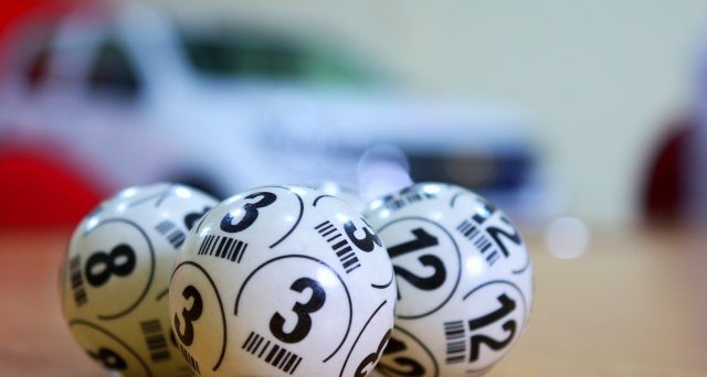 Vista la proroga al 1° gennaio 2021 dell’inizio della lotteria scontrini cambia anche il calendario delle estrazioni settimanali, mensili ed annuali