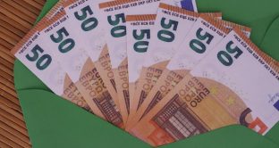 Leggi le buste paga 2022 per sapere se ti spetta il bonus 200 euro con sicurezza: quale dato guardare (non è lo stipendio)
