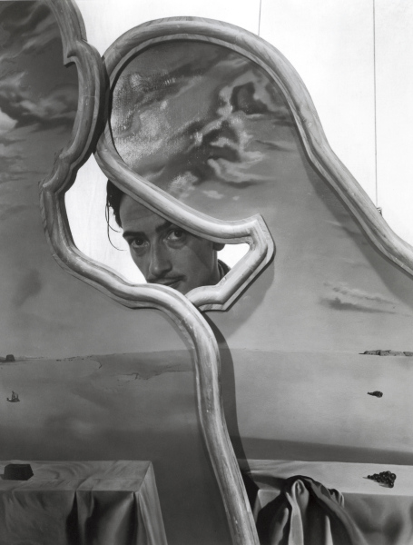 Salvadore Dali by Cecil Beaton, 1930.jpg