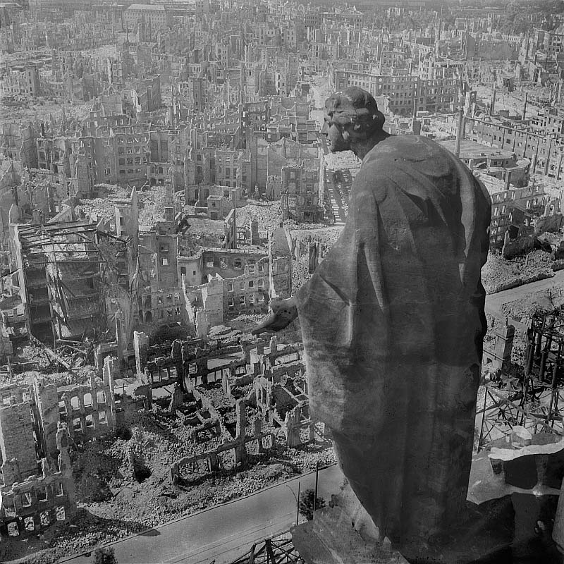 the-bombing-of-dresden-statue-overlooking-city.jpg