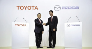 Toyota e mazda
