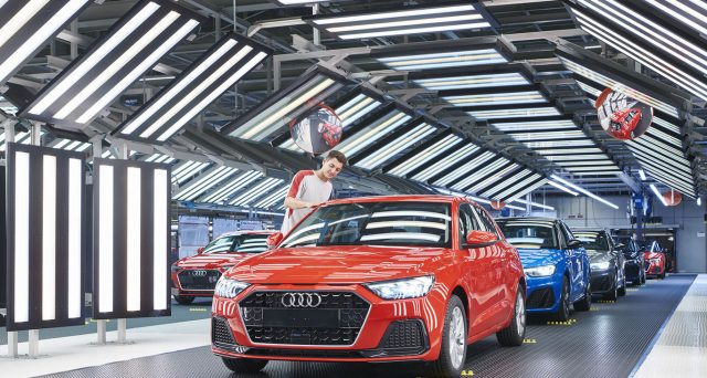Nuova Audi A1: la produzione della nuova generazione del celebre veicolo è partita nei giorni scorsi a Martorell in Spagna.
