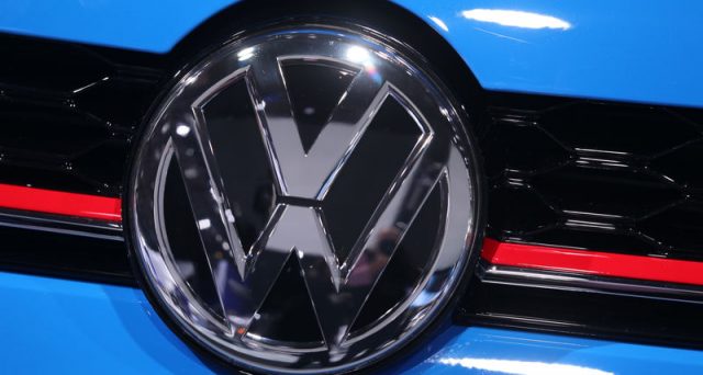 Volkswagen: la casa automobilistica di Wolfsburg di nuovo sotto indagine in Germania, ecco il motivo