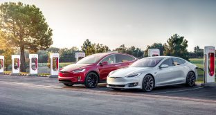 Secondo la rivista britannica What Car? Nell'indagine annuale sull'affidabilità, Tesla è la quarta casa automobilistica più affidabile