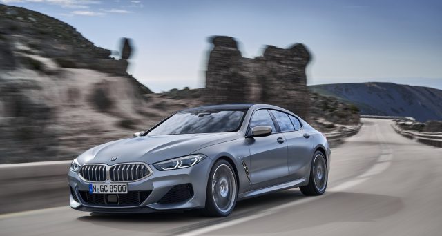 La nuova BMW Serie 8 Gran Coupé e la nuova M8 Competition Coupé e Cabrio sono già in produzione al BMW Group Plant Dingolfing