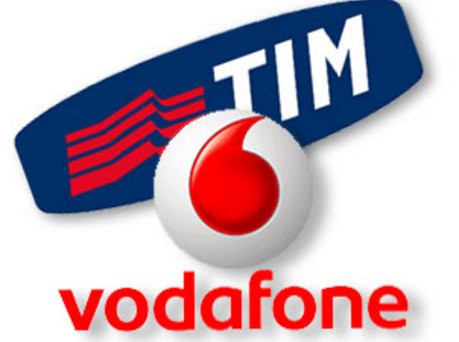 I servizi che fino ad ora erano gratuiti da parte di Vodafone e di Tim a partire dal 21 luglio diventeranno a pagamento: partono le polemiche dei consumatori.