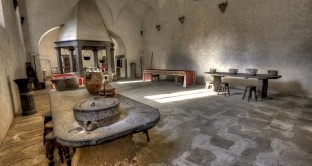 Cucine storiche da vedere nei castelli, abbazie e dimore italiane: guida alla visita con informazioni, foto e orari. 