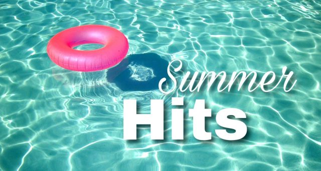 Canzoni per l'estate, la lista dei brani da ascoltare sotto l'ombrellone quest'anno.