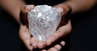 Scoperto terzo diamante più grande di sempre