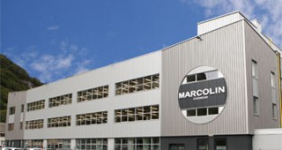 Marcolin ha collocato obbligazioni a tasso variabile per 250 milioni (XS1562036704). In negoziazione su Borsa Italiana per tagli da 100.000 euro 