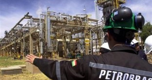 Lanciata nuova tender offer su sette bond Petrobras in scadenza fra il 2019 e 2020 finanziata con due nuovi titoli