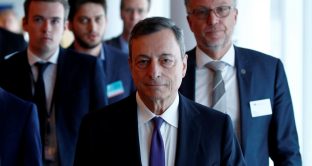 Mercati in attesa di Draghi