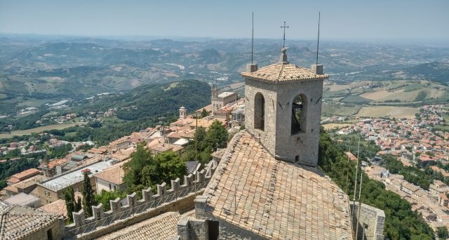 San Marino sull'orlo del crac emetterà un maxi-bond